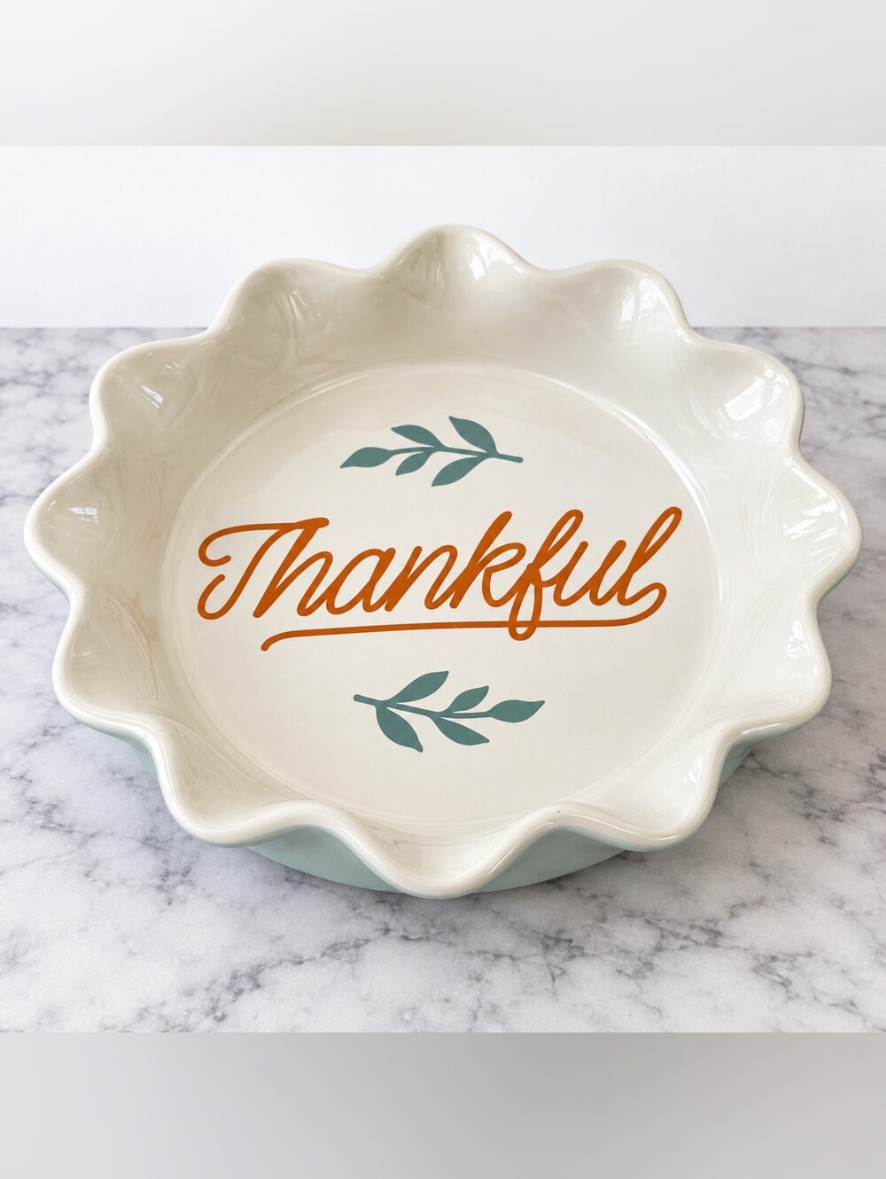 Thankful Ruffled Ceramic Pie Dish 10” Thanksgiving Fall Bakeware